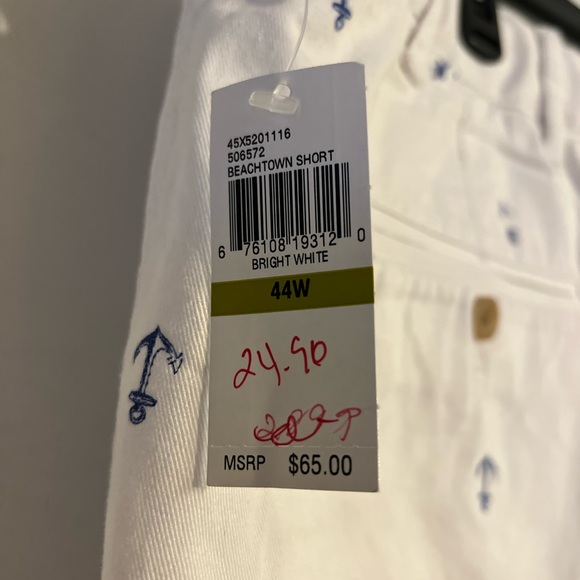 NWT IZOD White Men’s Big & Tall Shorts with Blue Anchor Print Size 44. - Picture 6 of 7